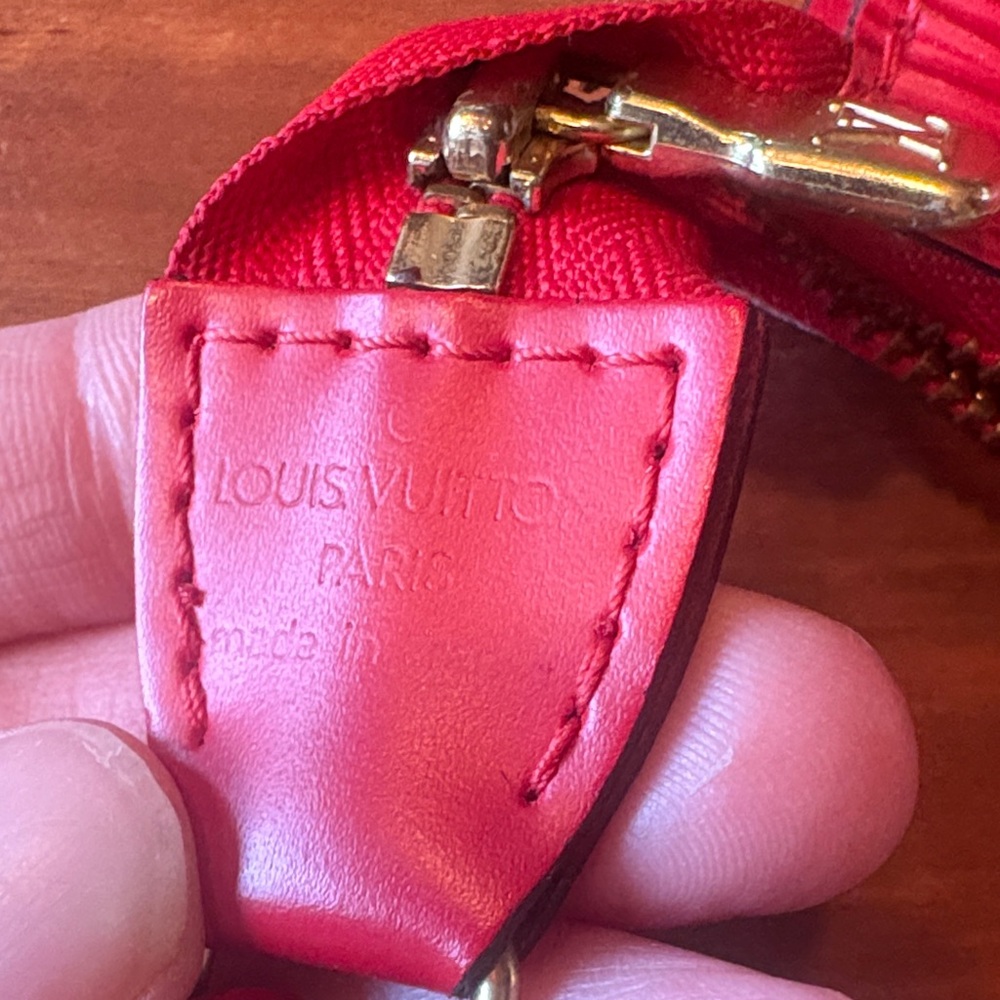 Louis Vuitton Red Epi Leather Pochette Accessories 24 Wristlet Clutch with Strap - Picture 4 of 13